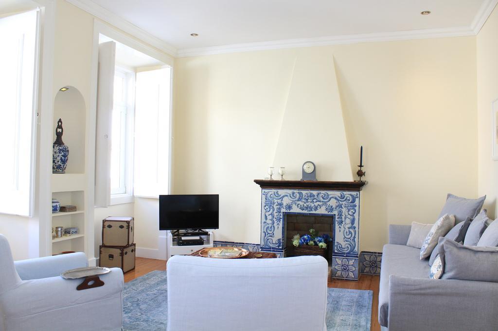 Appartamento Charming Duplex- Principe Real Lisbona Esterno foto